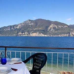 https://casa-manu-brenzone.hotelinveneto.com